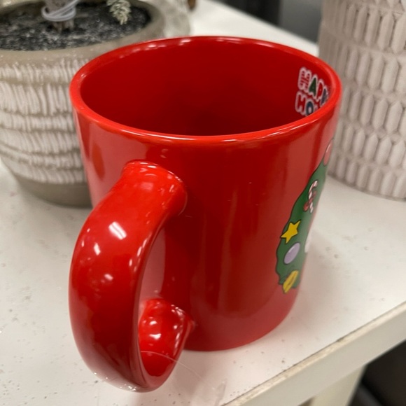 Christmas Hello Kitty Red Happy Holidays Stocking & Wreath Coffee Mug NWT - Picture 4 of 5